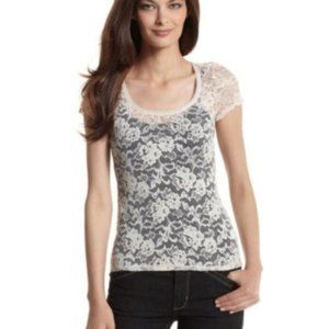 NWT WHBM LACE TOP WHITE HOUSE BLACK MARKET BLOUSE